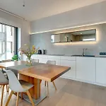 Brabank Riverside Premium & Free Parking By Downtown 4*
