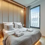 Brabank Riverside Premium & Free Parking By Downtown Gdańsk