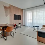 Hotel apartamentowy Brabank Riverside Premium & Free Parking By Downtown