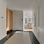 Hotel apartamentowy Brabank Riverside Premium & Free Parking By Downtown