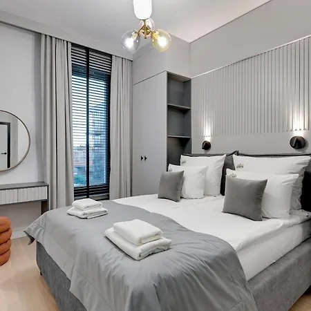 Aparthotel Brabank Riverside Premium & Free Parking By Downtown Danzig