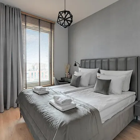 Brabank Riverside Premium & Free Parking By Downtown Apart-hotel Gdańsk