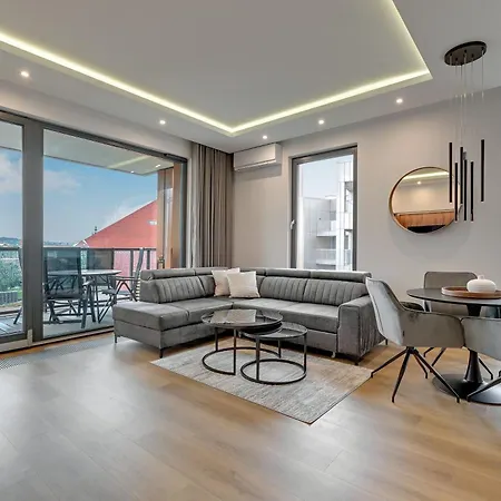 Brabank Riverside Premium & Free Parking By Downtown 4* Gdaňsk