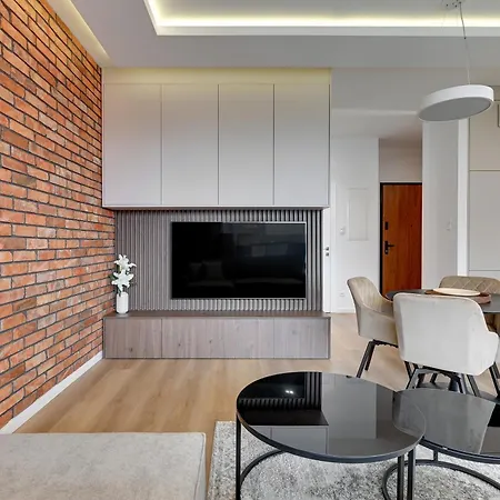Brabank Riverside - Sauna, Business & Gym By Downtown Apartment *