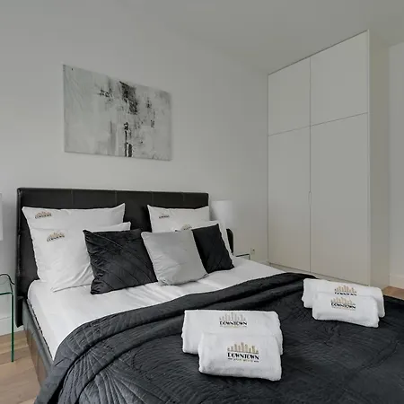Brabank Riverside Premium & Free Parking By Downtown 4* Gdańsk