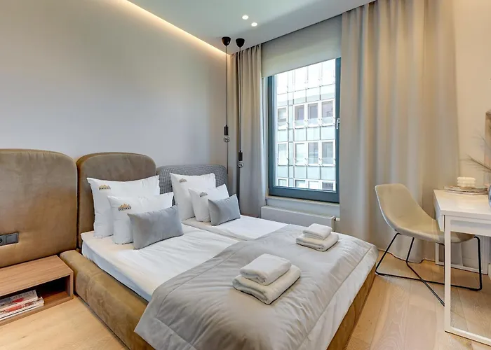 Brabank Riverside Premium & Free Parking By Downtown Aparthotel