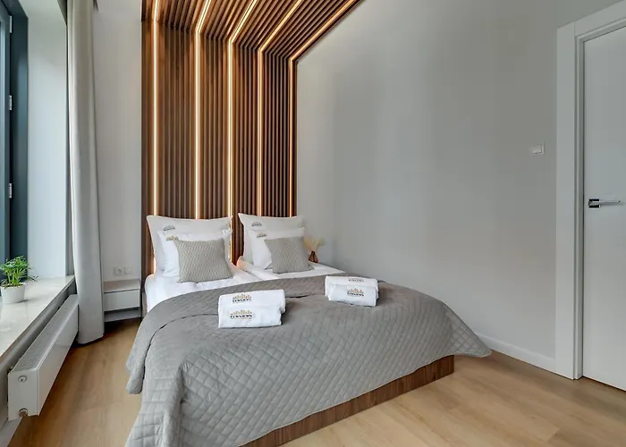 Aparthotel Brabank Riverside Premium & Free Parking By Downtown Gdansk