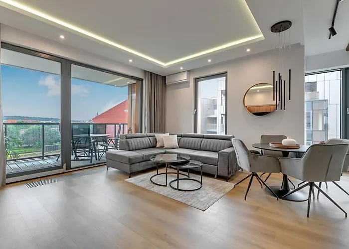 Brabank Riverside Premium & Free Parking By Downtown 4* Danzig