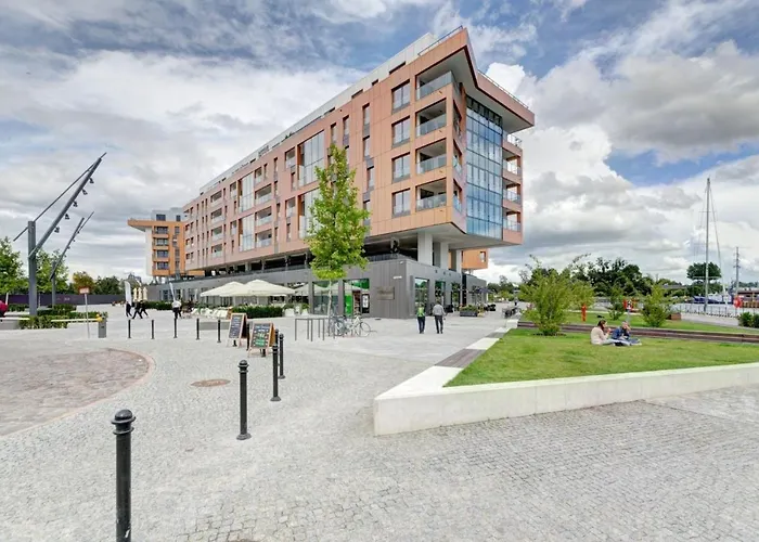 Brabank Riverside Premium & Free Parking By Downtown Aparthotel